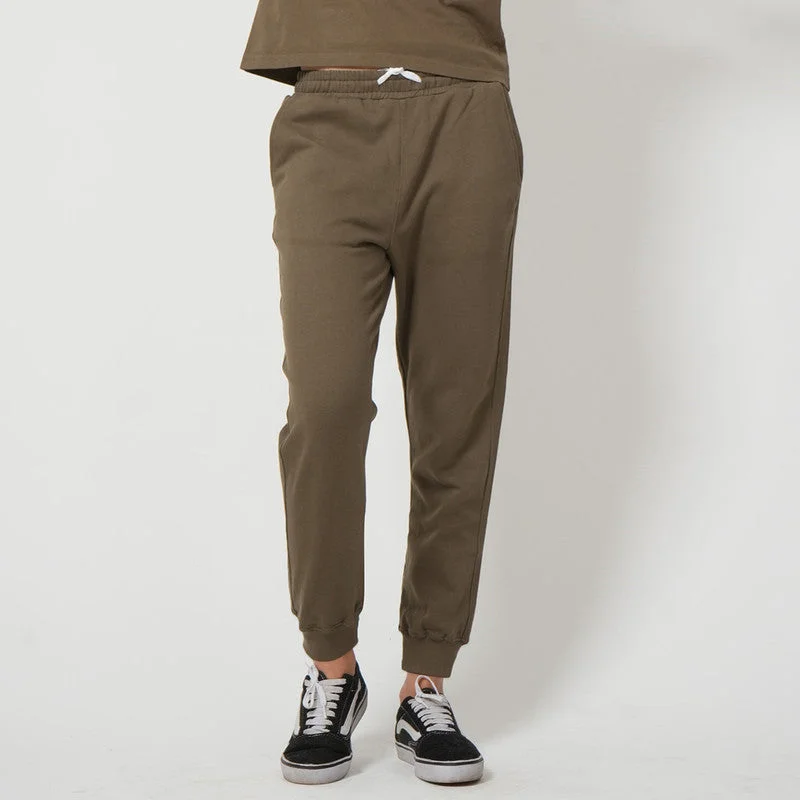 saltpetre-organic-cotton-jogger-set-womenolivet-shirt-joggers-spwwt8_p7_olv_xxs-170124