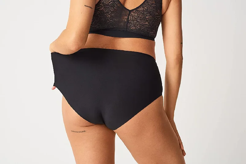 Chantelle NO SHOW Soft Stretch Full Brief-- PLUS SIZE One Size Fits 1X-4X