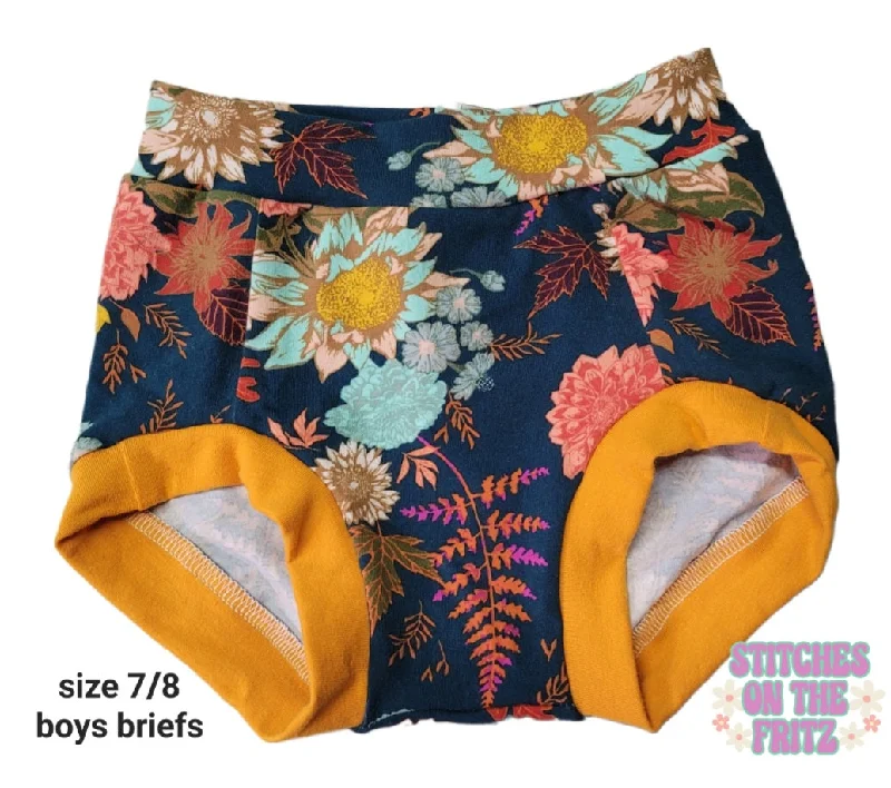 Size 7/8 Boys Briefs Floral