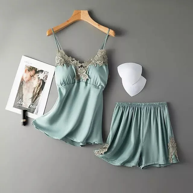 Green Sleepwear / M