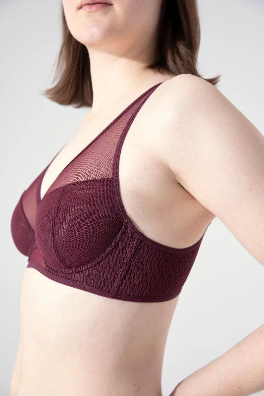 Opaak Tech Compose Magaly Plunge Bra | DAWN