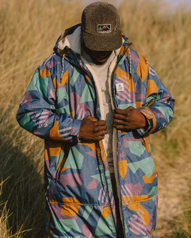 Waves Recycled Sherpa Lined Changing Robe - Deep Blue Camo Pattern