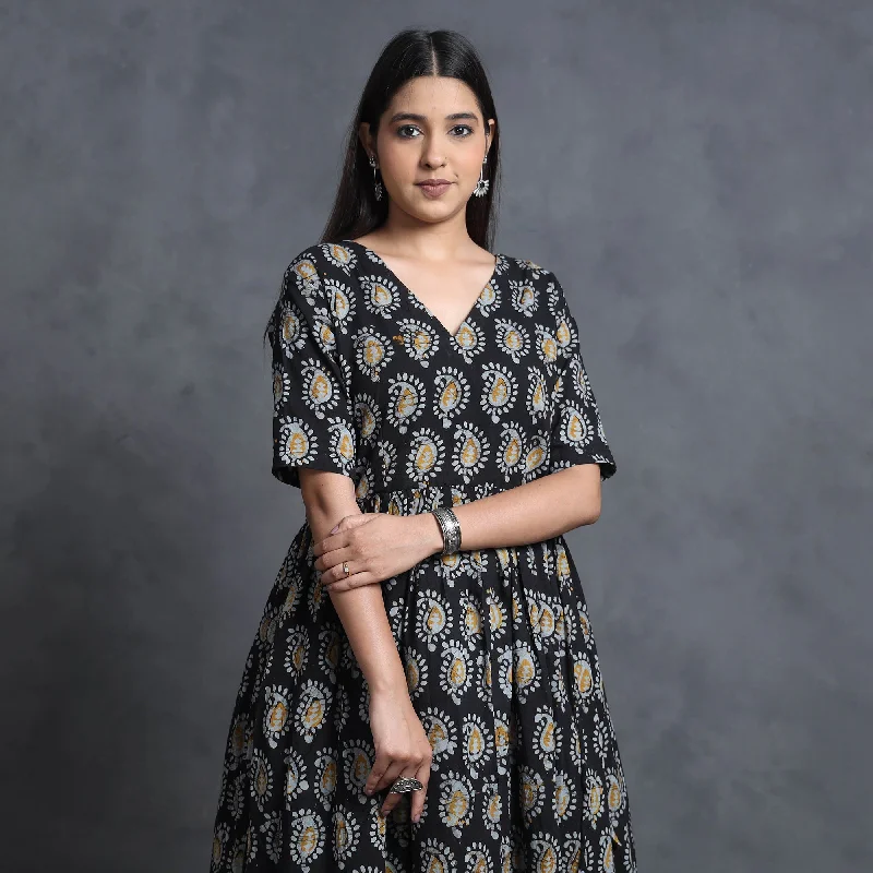 Laid-back-luxeBlack - Hand Batik Printed Cotton Flared Gher Dress