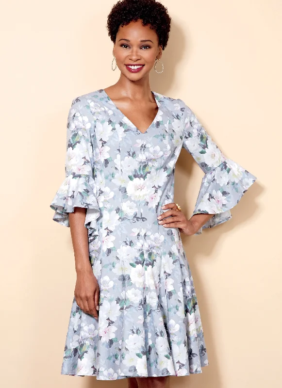 DramaticButterick 6514 Misses'/Miss Petite Paneled Dress Pattern