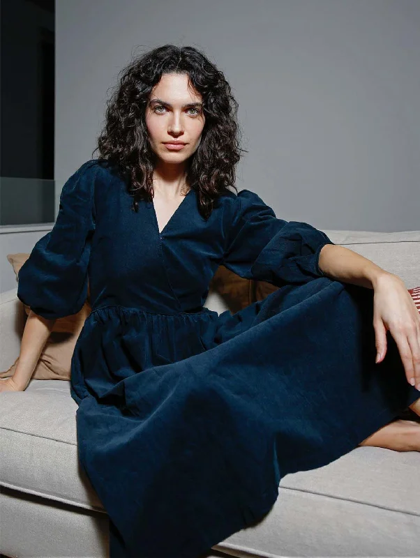 Sophisticated-simplicityEtisha Women's Organic Cotton Dress | Dark Marine