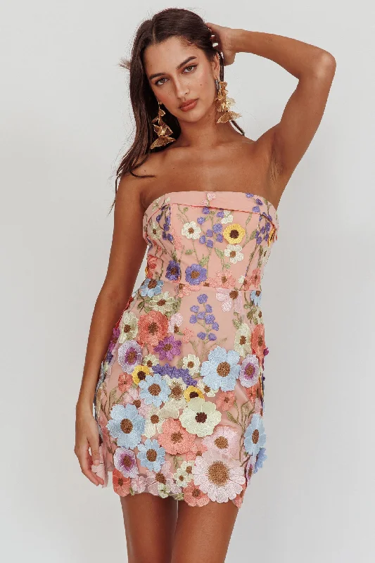 Tempting curvesFlora Day Strapless Floral Embellished Mini Dress Pale Pink