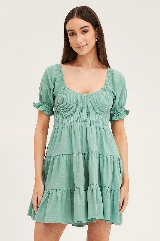 Powerfully feminineGreen Puff Sleeve Shirred Tiered Skater Dress