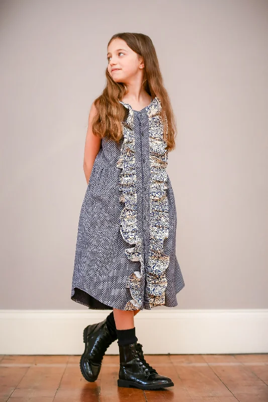 SleekGreyfriars and Grace Shirt to Finnieston Dress