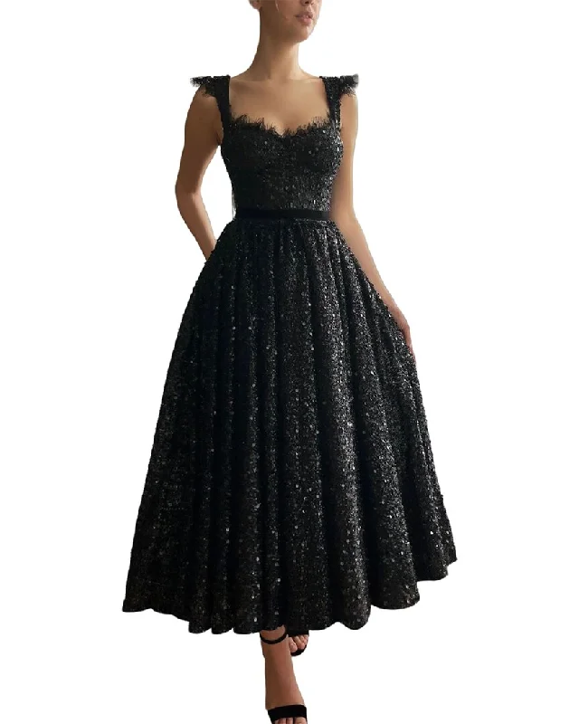 Flowy & free-spiritedJuliet Roses Floral Dress