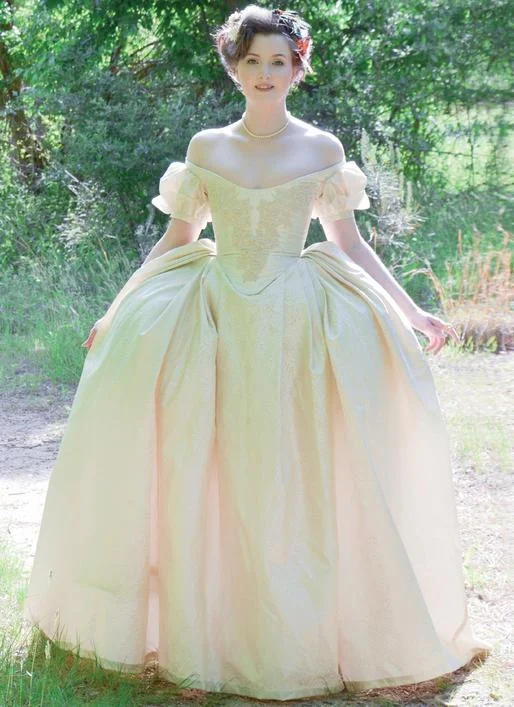 Shimmer & shineM7885 Misses' Historical Dress Pattern