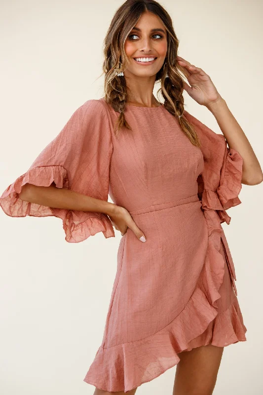 Hip-hop-inspiredMake It Happen Flared Sleeve Ruffle Trim Dress Rose