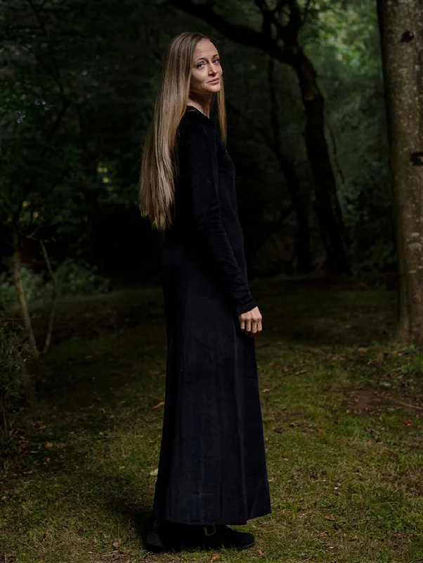 Luxe-minimalismOrganic Vegan Velour Dress | Jey Black
