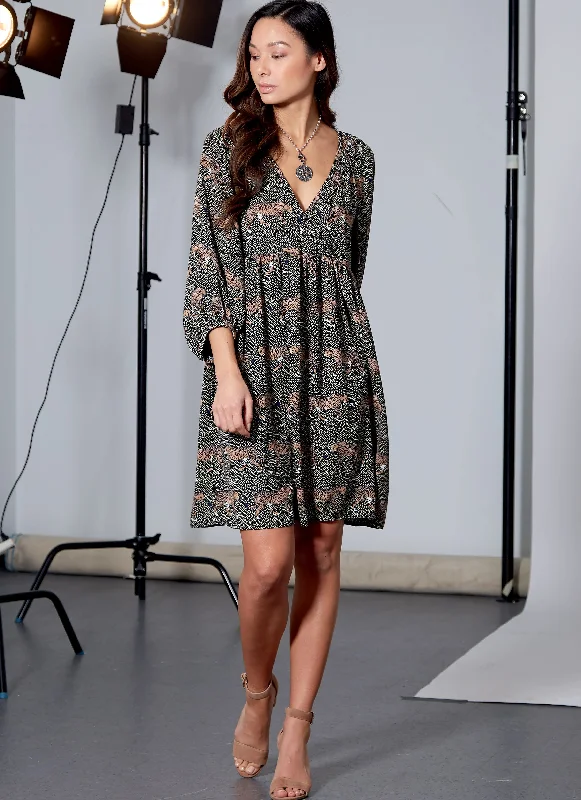 Multi-pocket-styleMcCalls 7969 Dresses sewing pattern