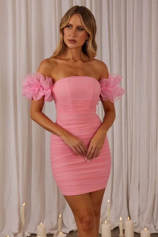 Layered-techwearStar Dust Off-Shoulder Frill Sleeve Mini Dress Pink