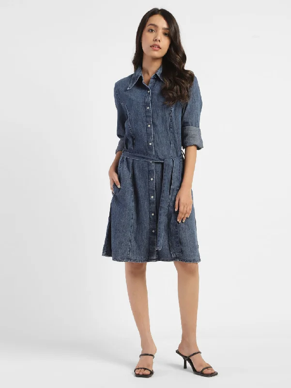 Sci-fi-inspiredWomen's Solid Mid Indigo Shirt Collar Dresses
