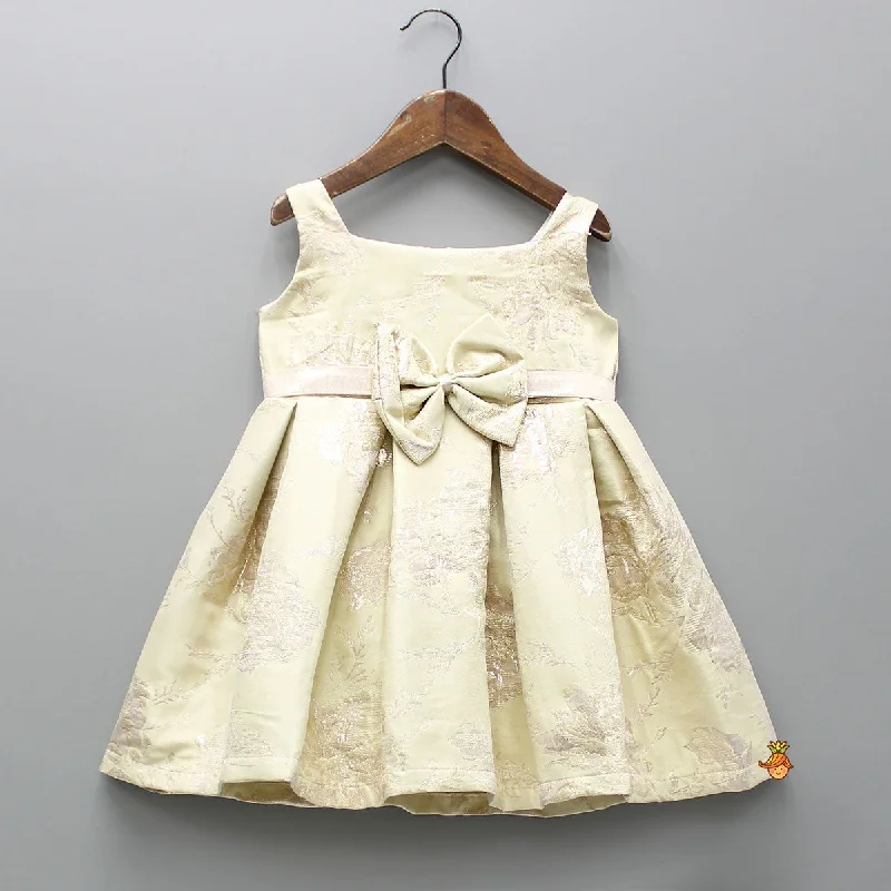 Neutral-paletteBrocade Cream Flared Dress