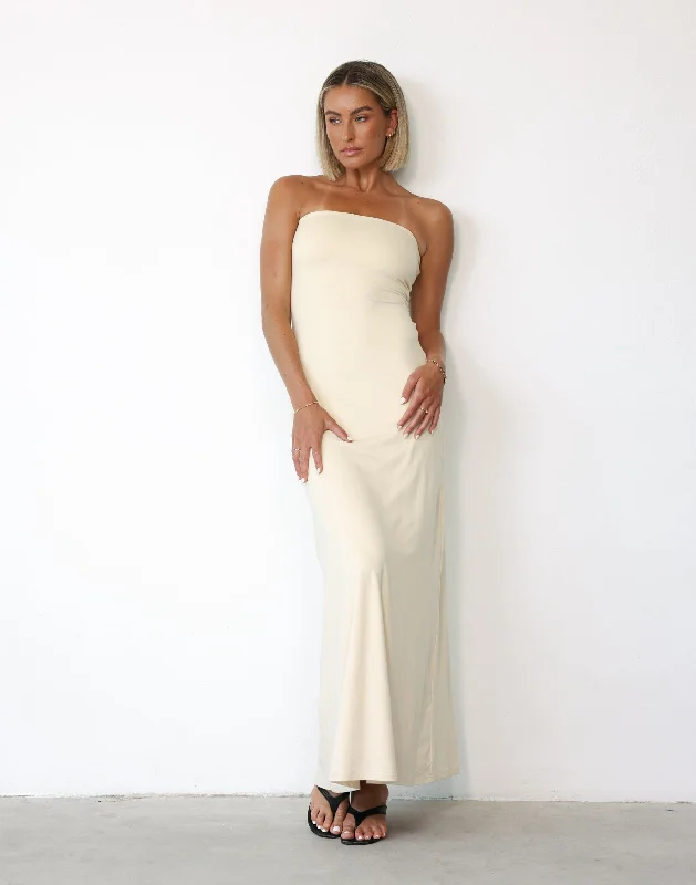Rebel-aestheticAda Maxi Dress (Vanilla)