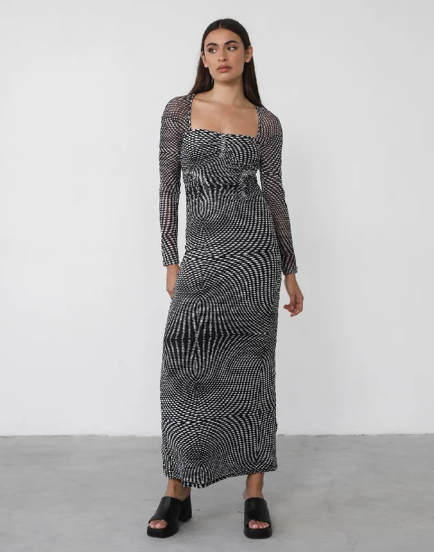 Sporty-streetBea Maxi Dress (Black Print)