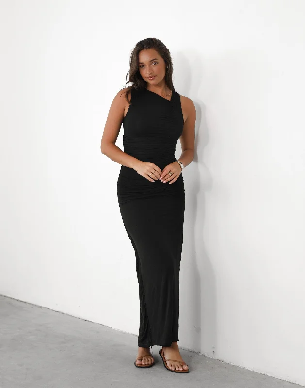 PolishedDelphine Maxi Dress (Black)
