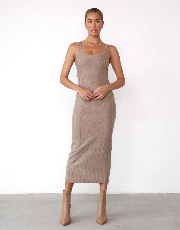Timelessly stylishEphemeral Maxi Dress (Ash)