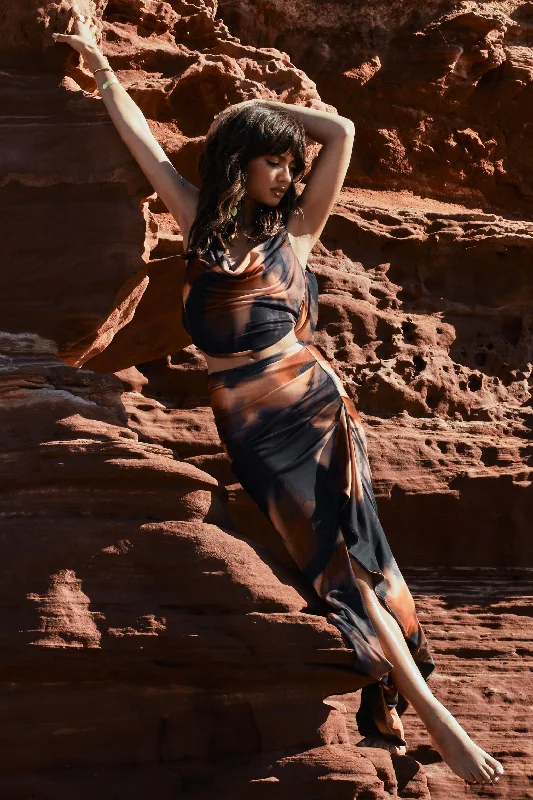 Sleek-modernLa Belle | Orange Smoke Print Ruffle Maxi Skirt With Thigh Split