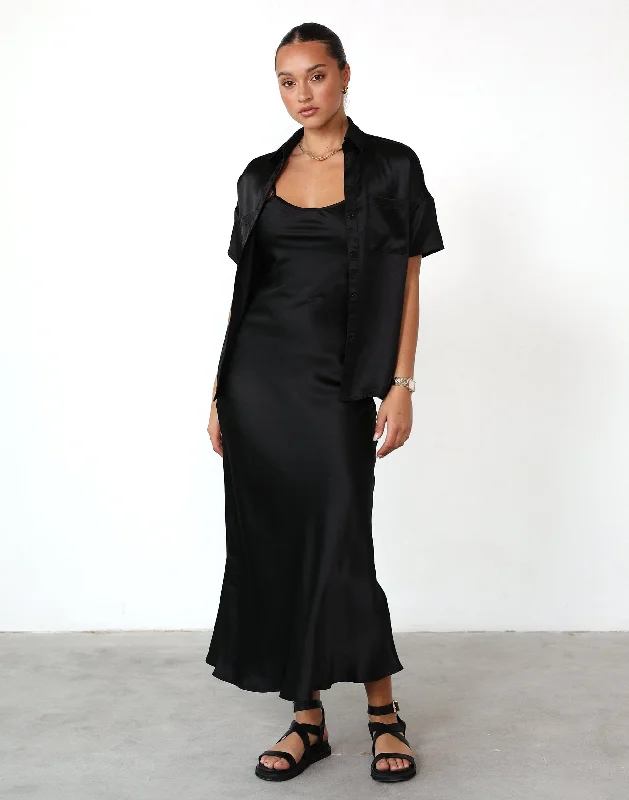 Sleek-silhouetteMartha Maxi Dress (Black)