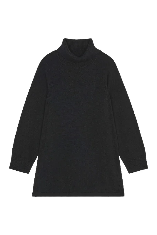 Modern-eleganceMedee Knit Dress in Noir