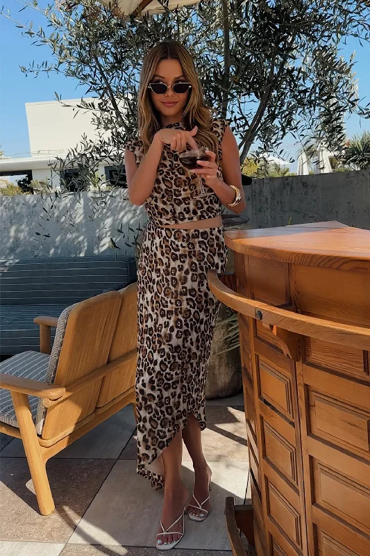Edgy-streetwearMila Leopard Maxi Skirt
