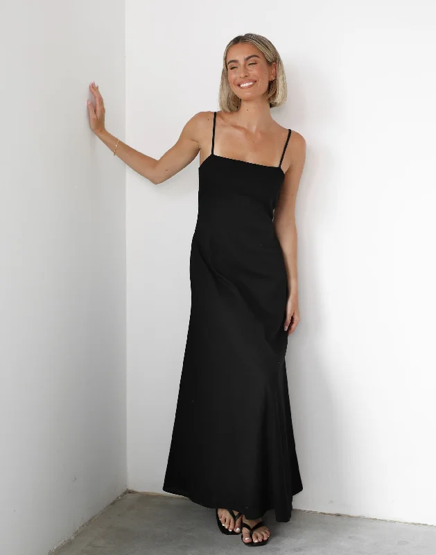 Sporty-luxeNorah Maxi Dress (Black)