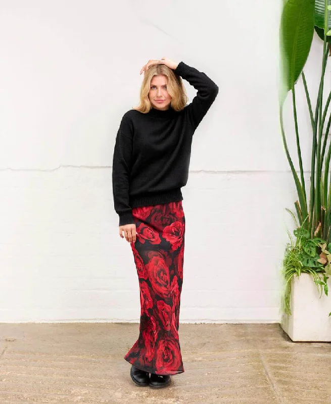 Sleek-tailoredRed Rose Floral Chiffon Maxi Skirt