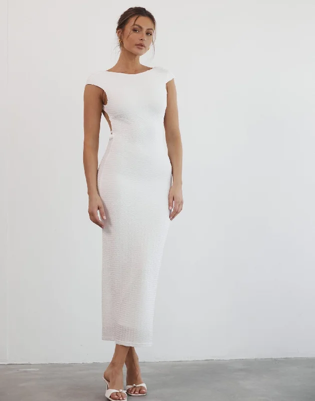 Grunge-inspiredSkylah Maxi Dress (White)