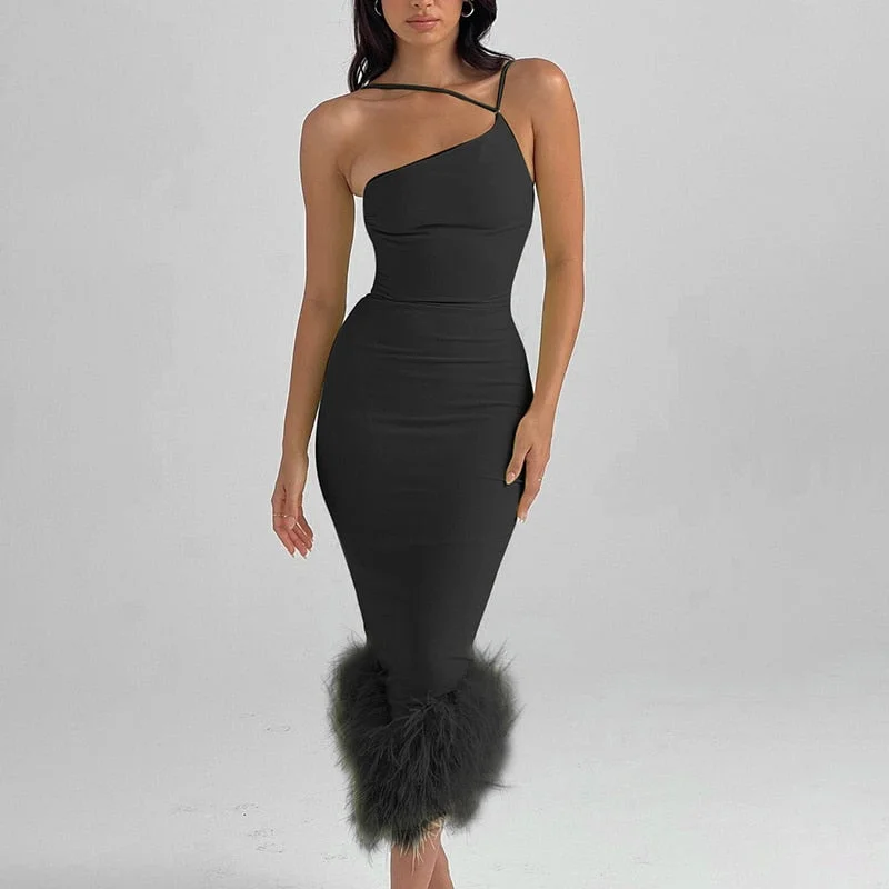 Monochrome-stylishElegant Feather Bottom Dress