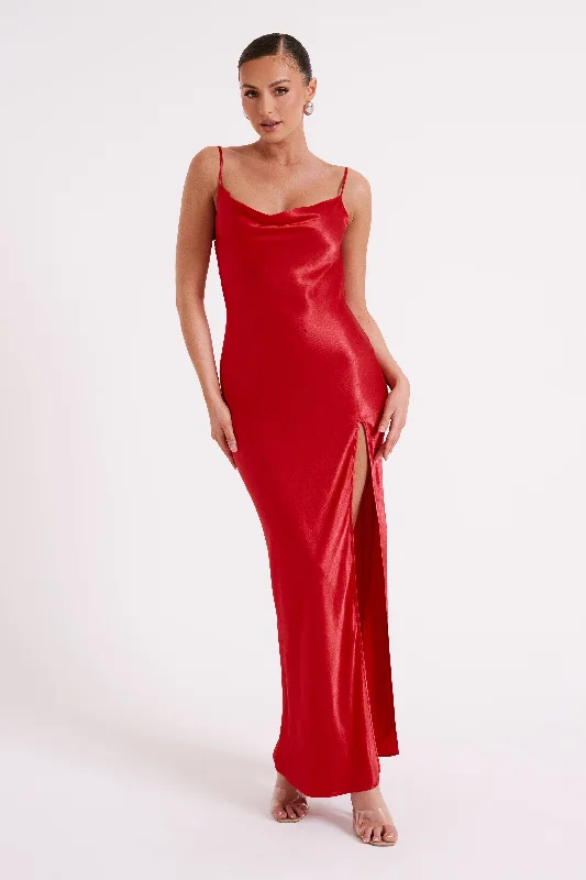 Tailored-eleganceJade Cowl Neck Backless Maxi Dress - Red