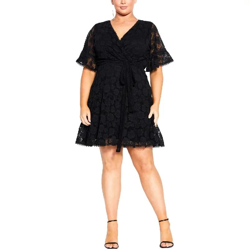 Fashion-forwardCity Chic Womens Plus Picot Trim m Shift Dress