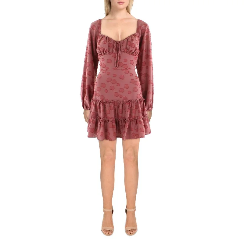 Muted-tone minimalismCity Studios Womens Juniors Floral Ruched Shift Dress