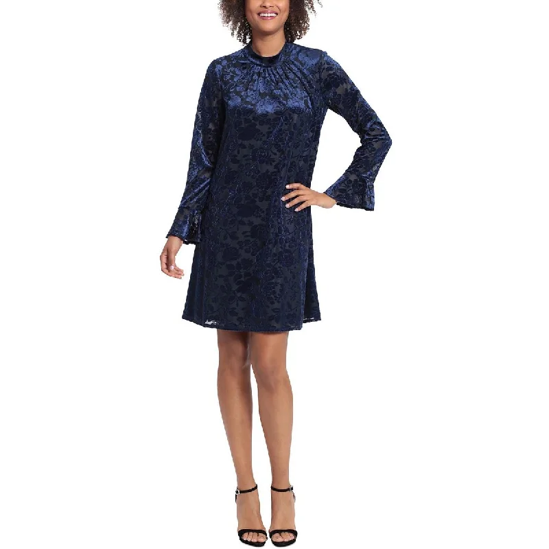 Sleek-modernLondon Times Womens Petites Velvet Mini Shift Dress