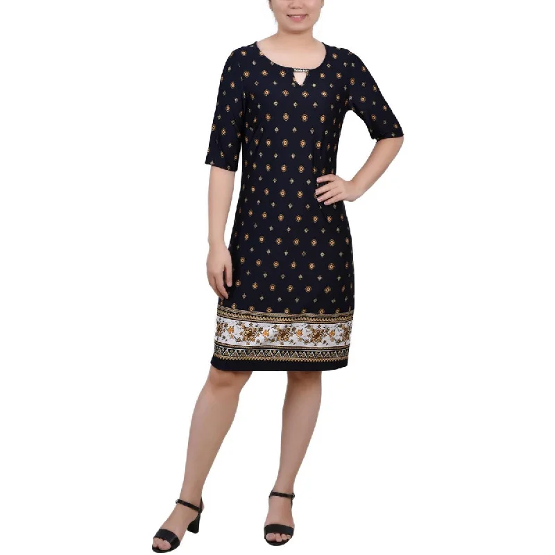 Soft rufflesNY Collection Womens Petites Jersey Printed Shift Dress