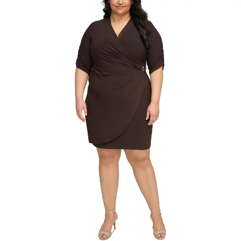 Ocean breeze readyJessica Howard Womens Plus Faux Wrap  Sheath Dress