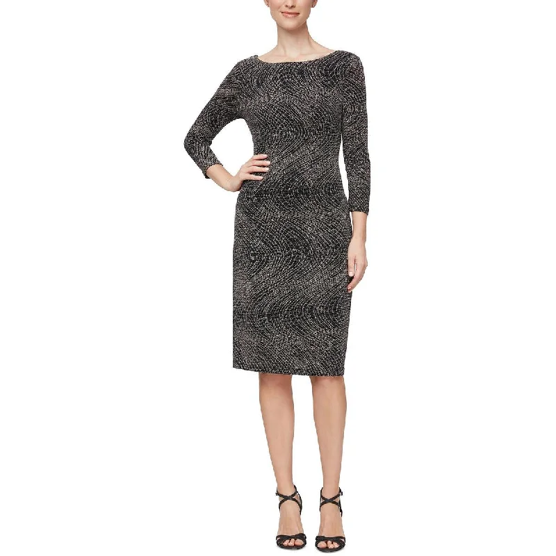 Sleek-silhouetteSLNY Womens Metallic Boatneck Sheath Dress