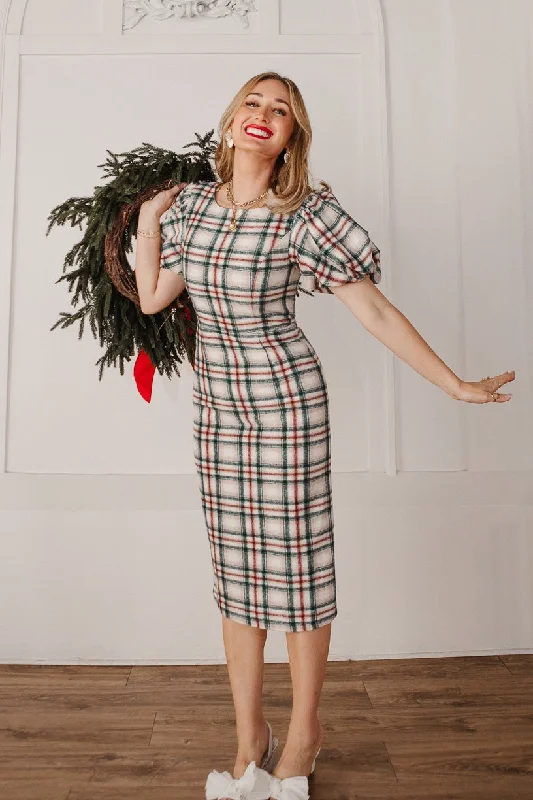 All-black-aestheticMolly Plaid Dress