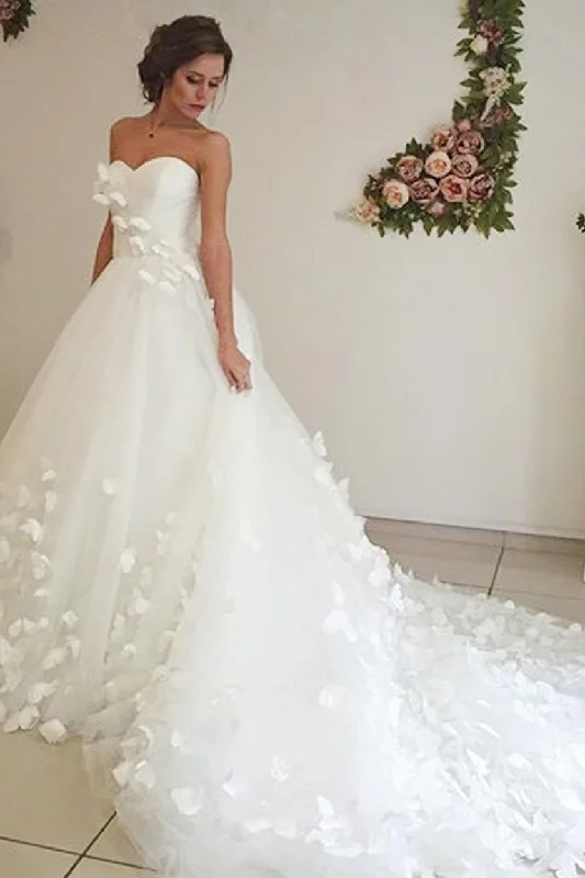 Parisian classicAdorable Sweetheart Tulle A Line Court Train Off White Wedding Dresses with Flower OKB07 Parisian classicAdorable Sweetheart Tulle A Line Court Train Off White Wedding Dresses with Flower OKB07