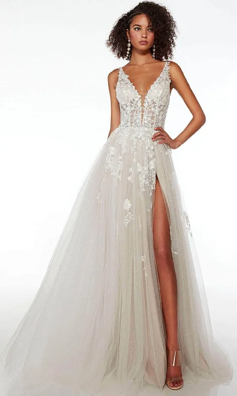 Urban-coolAlyce Paris 61722 - Embroidered Plunging Neck Dress