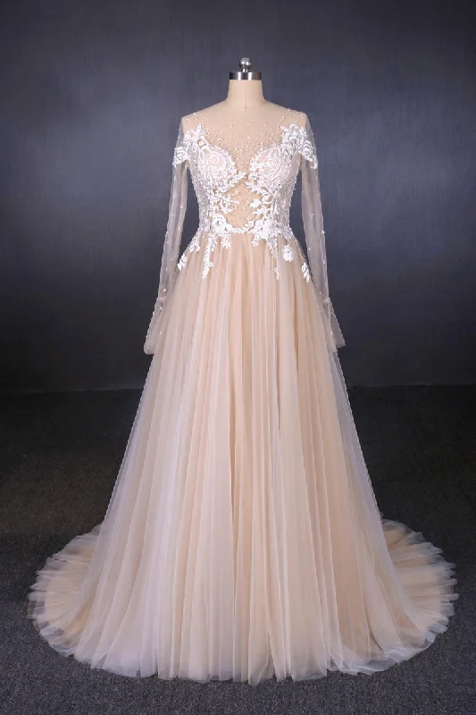 Femme fataleCharming A Line Long Sleeves Lace Appliques Tulle Wedding Dresses OKQ30