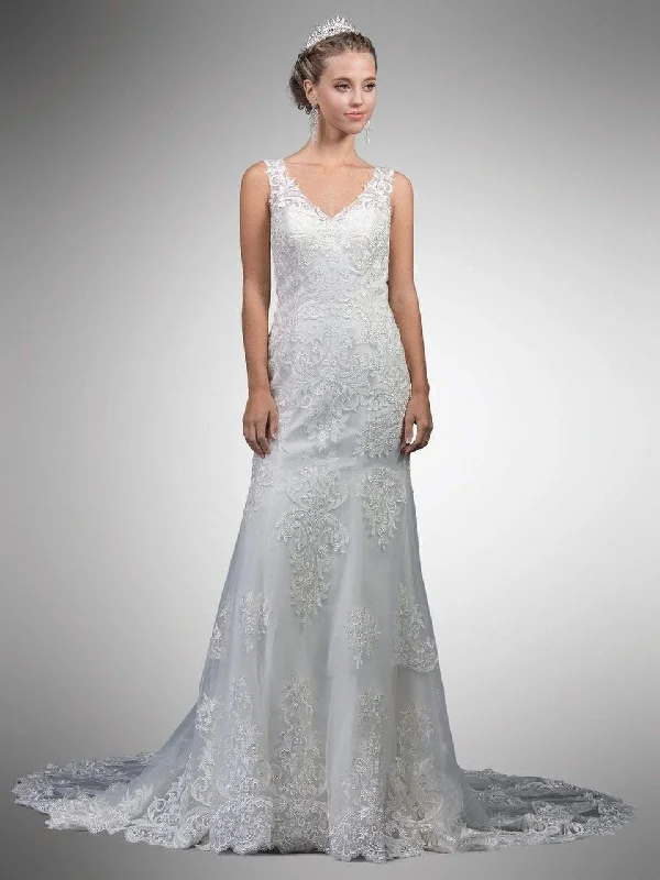 Sleek & structuredDancing Queen Bridal 45