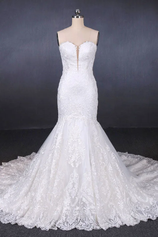 ExtravagantMermaid Sweetheart Lace Appliques Long Cheap Wedding Dress OKQ10
