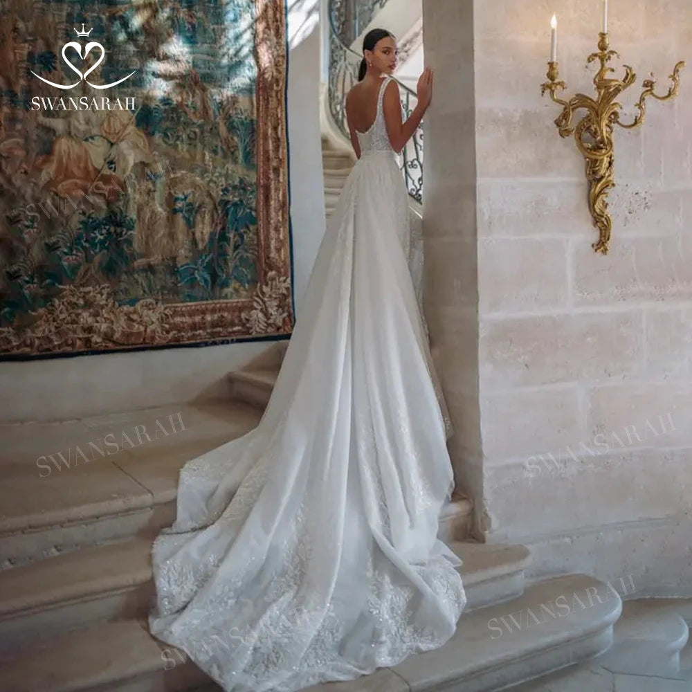 Daring yet classyWedding Dress Appliques Detachable Train Princess Bride Gown