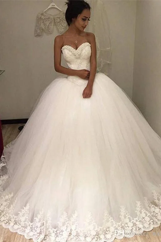 Understated-luxurySweetheart Sleeveless Tulle Long Ball Gown Wedding Dresses with Lace Appliques OKH97 Understated-luxurySweetheart Sleeveless Tulle Long Ball Gown Wedding Dresses with Lace Appliques OKH97