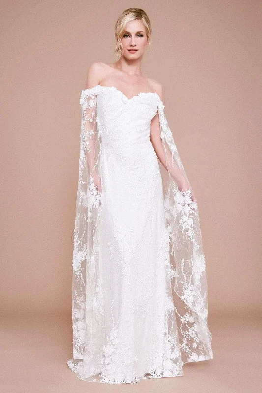 Street-style-iconTadashi Shoji - Split Sleeve Floral Bridal Gown