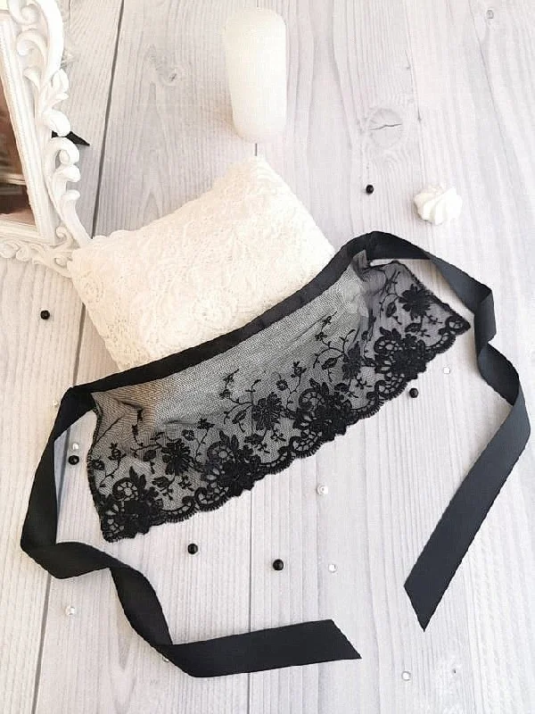 Black Lace Blindfold Veil