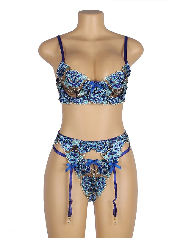 Plus Bluewater Floral Lace Underwire Garter Bra Lingerie Set